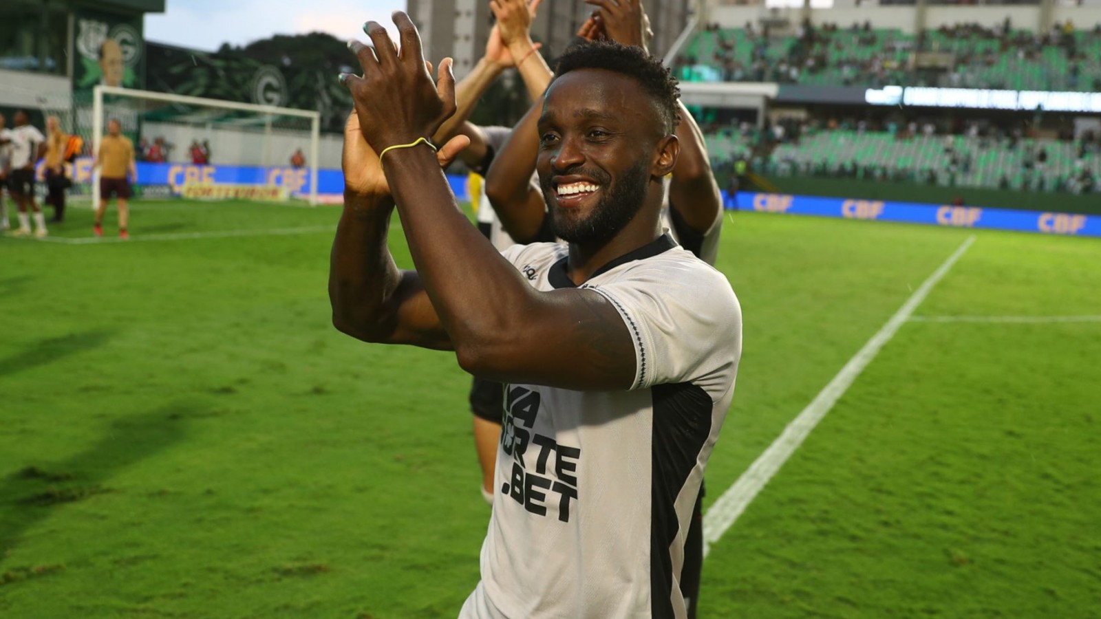 Athletico-PR vence Goiás na Serrinha (Foto: athletico.com.br)