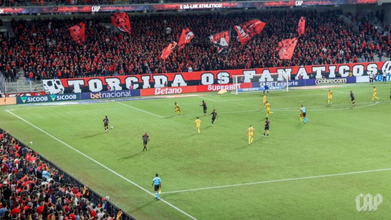 Athletico-PR enfrenta Volta Redonda em casa (Foto: Roberto Souza/athletico.com.br)