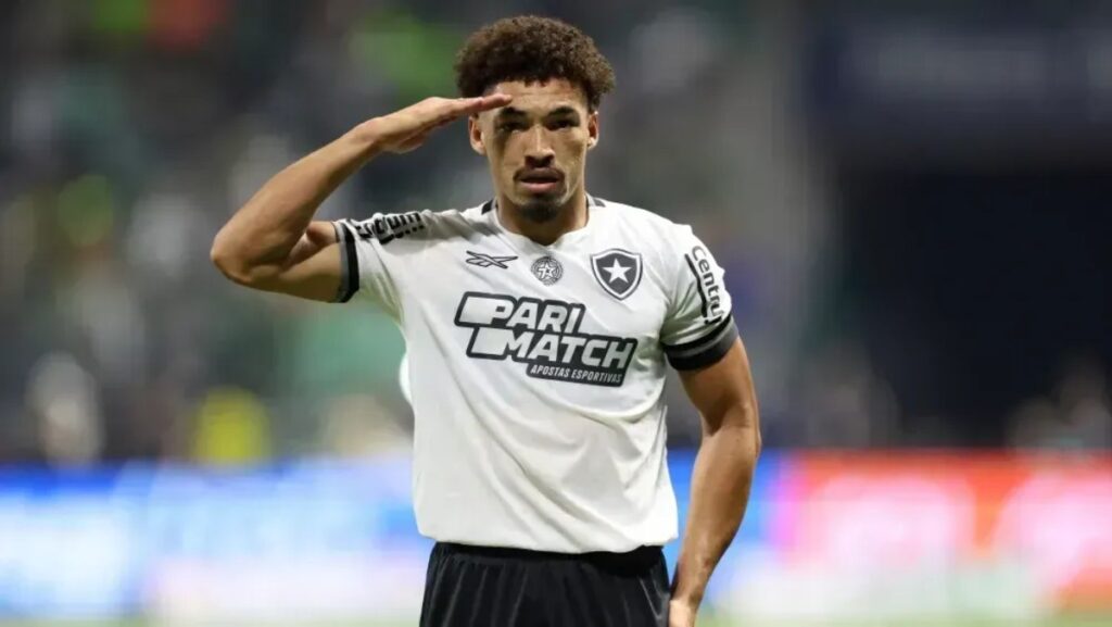 Athletico-PR mira Adryelson, ex-Botafogo