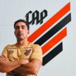 Alexandre Lemos comanda grupo Sub-17 do Athletico-PR, na Copinha