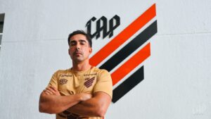 Alexandre Lemos comanda grupo Sub-17 do Athletico-PR, na Copinha