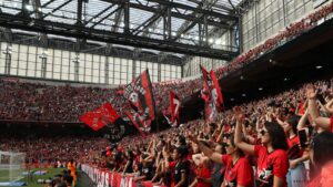 Athletico-PR deve ter estádio com público feminino