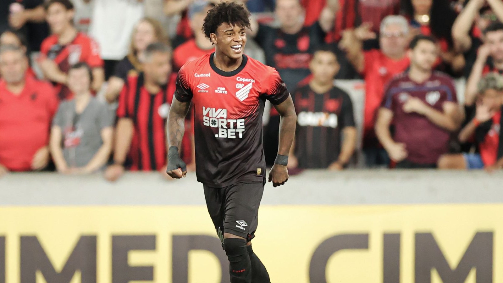 Athletico-PR prepara aspirantes no Paranaense 2026