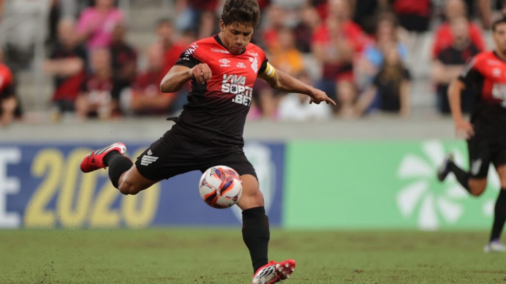 Athletico-PR vence no Paranaense 2026