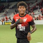 Athletico-PR recebe proposta por Bruninho