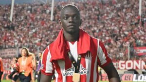 Athletico-PR tem problemas em finalizar com Cetré