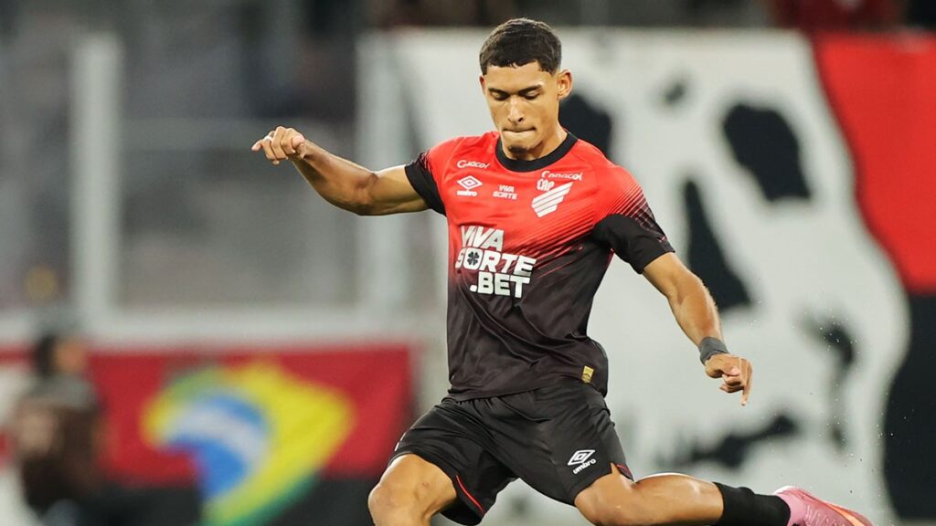 Athletico-PR recebe Operário com aspirantes no Campeonato Paranaense