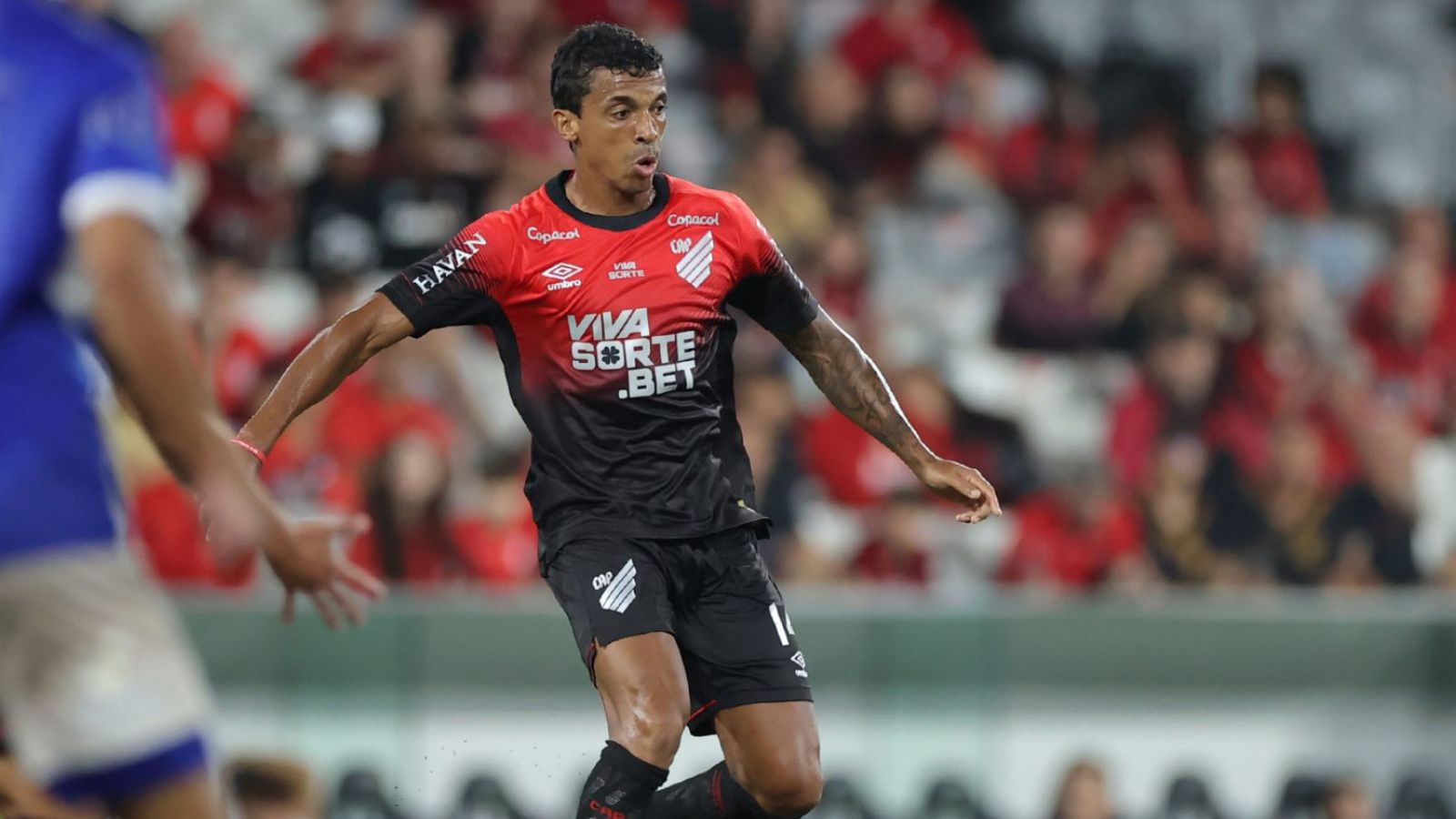 Athletico-PR vence Foz do Iguaçu pelo Paranaense