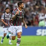 Athletico-PR busca contratação de Everaldo