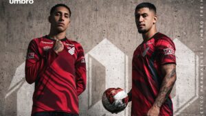 Athletico-PR apresenta novos uniformes fora de campo