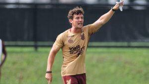 Athletico-PR treina na temporada 2026