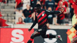 Athletico-PR vence Botafogo pelo Brasileirão