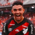 Athletico-PR vence Coritiba e convence pelo Brasileirão