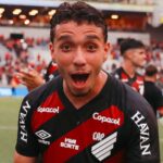 Athletico-PR vence Coritiba e convence pelo Brasileirão