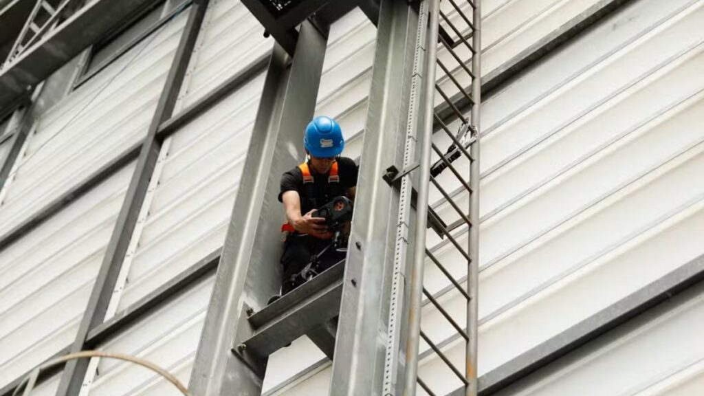 Athletico-PR instala tecnologia de impedimento semiautomático