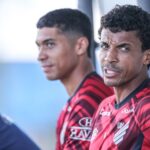 Athletico-PR se prepara em treinos