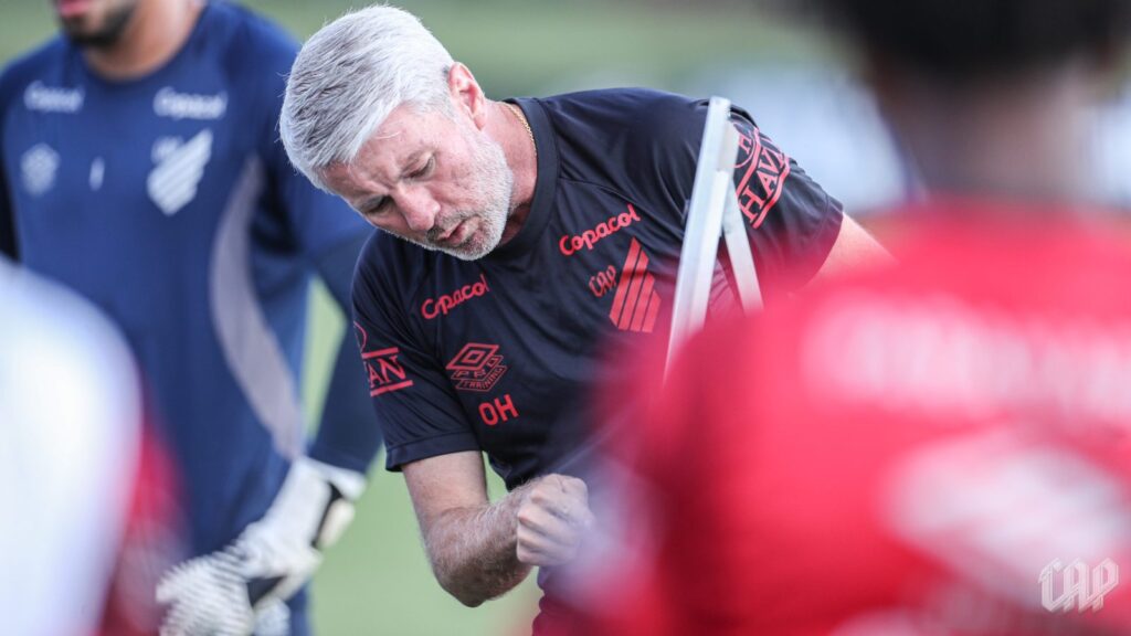 Odair prepara Athletico-PR para o Brasileirão