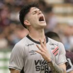 Zapelli causa derrota do Athletico-PR contra Fluminense