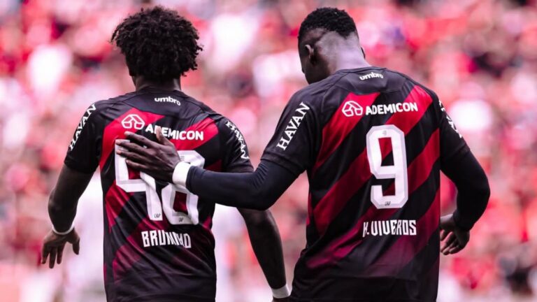 Athletico-PR negocia saída de Bruninho