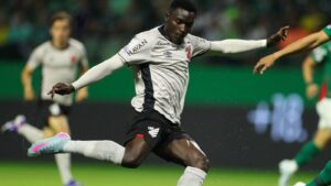 Athletico-PR sofre derrota para Palmeiras fora de casa pelo Brasileirão