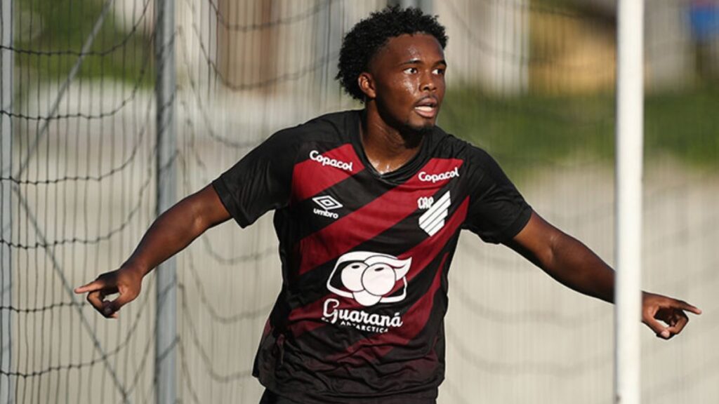 Athletico-PR joga de portões abertos no Sub-17