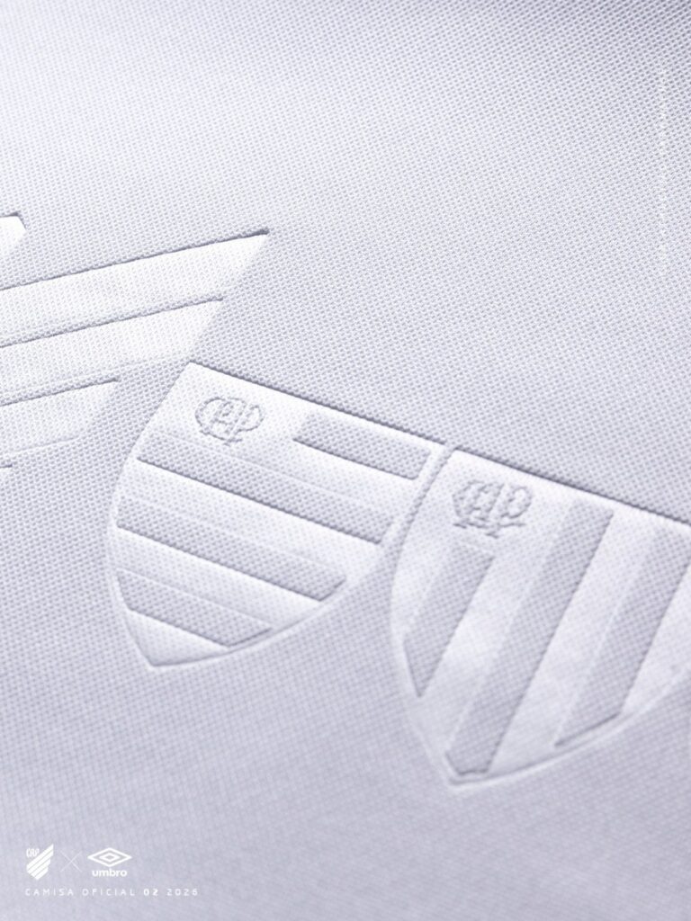 Athletico-PR anuncia nova camisa 2 em 2026