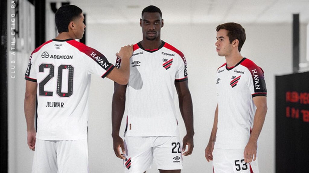 Athletico-PR anuncia nova camisa 2 em 2026
