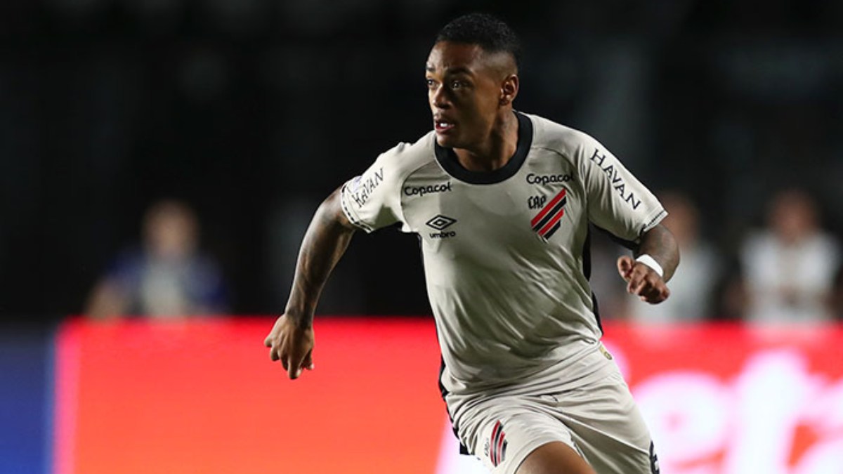 Athletico-PR se complica contra Vasco