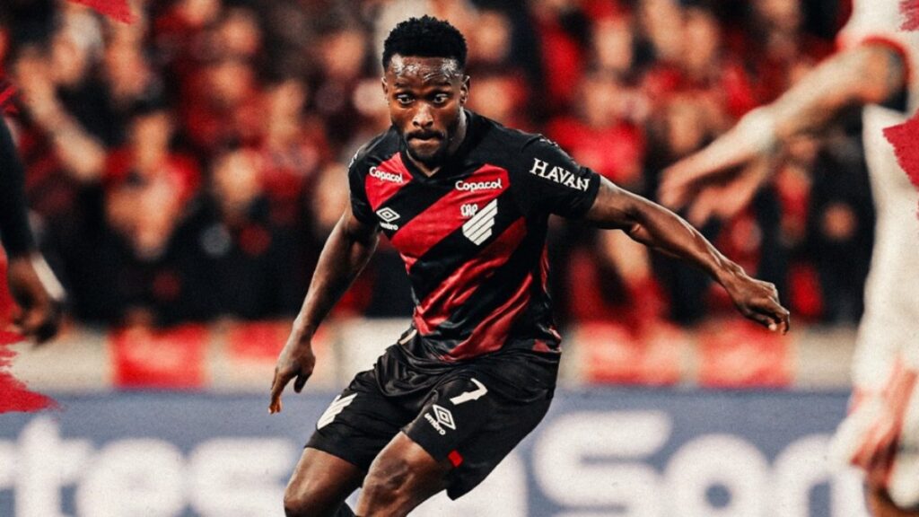 Athletico-PR empata com Flamengo pelo Brasileirão