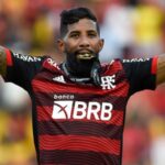 Athletico-PR sonda Rodinei em busca de lateral